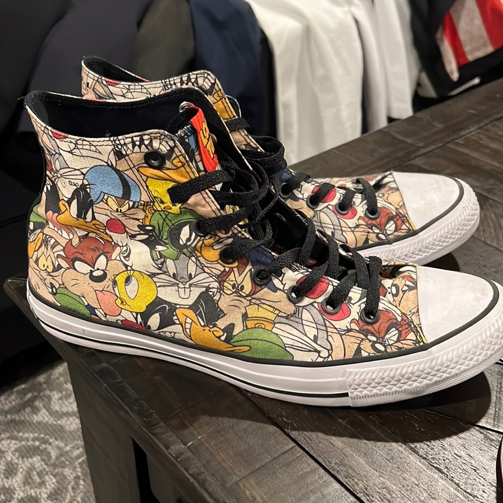 Converse x Looney Tunes Chuck Taylor LE Mens Size 12